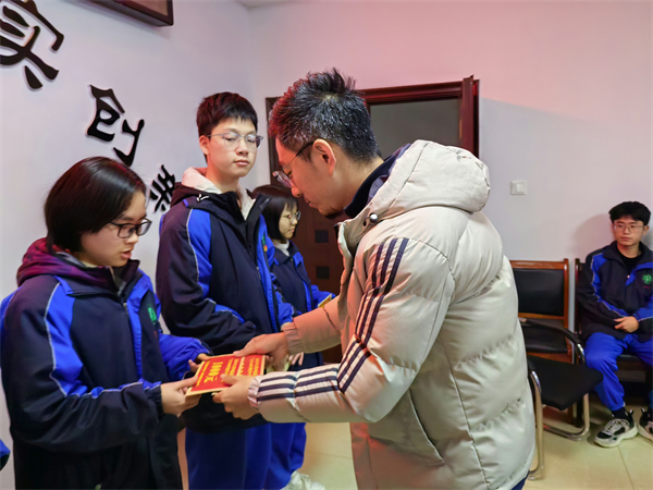 已发放32万余元，深圳“OTO助学圆梦计划”第四次温暖湘西学子