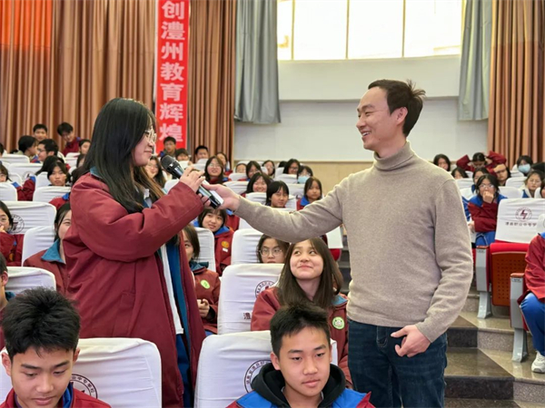 常德市新阶联走访调研澧县职业中专“新阶联·同心班”