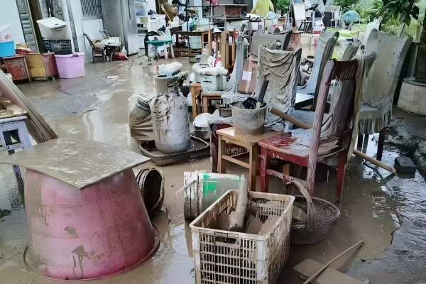 石门县10个受灾学生家庭收到温暖工程帮扶款